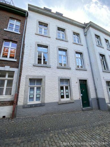 Laura Garcia Immobilien- Eine Maisonette-Wohnung in einem Denkmalschutz- MFH (4 Einheiten insgesamt) Rheinland-Pfalz