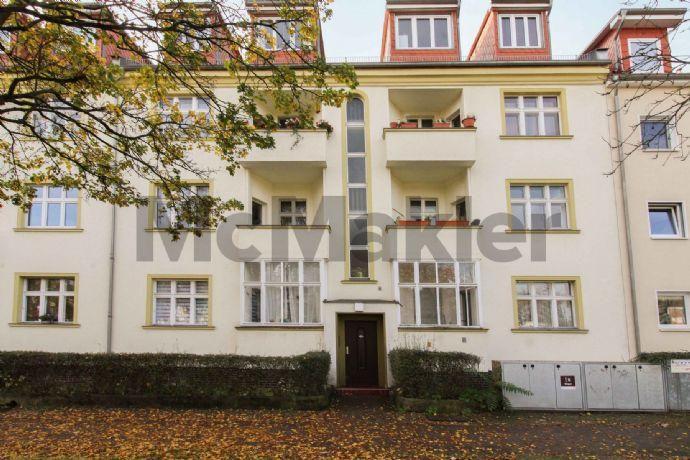 Attraktive Kapitalanlage: Unbefristet vermietete 2-Zimmer-Wohnung mit Balkon nahe Tierpark und HTW Berlin