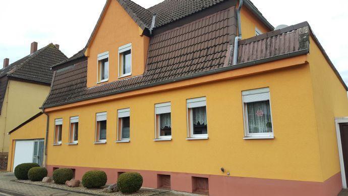 Zweifamilienhaus mit Garage und schönem Garten! Büddenstedt