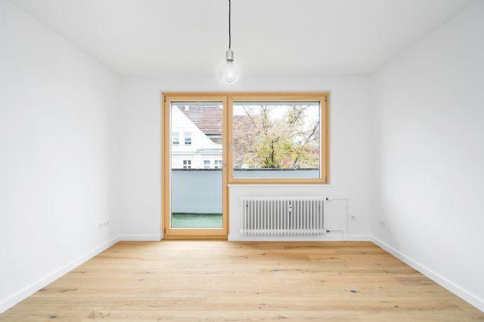 Provisionsfrei & frisch renoviert: 1-Zimmer-Wohnung mit Süd-Balkon Zepernicker Straße