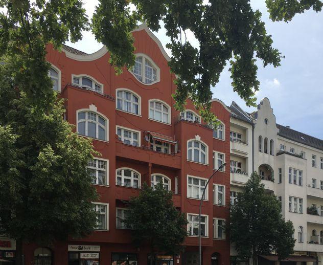 Nur 3,48% Provision: Kapitalanlage mit 2 Zimmern im Altbau-Seitenflügel Berlin