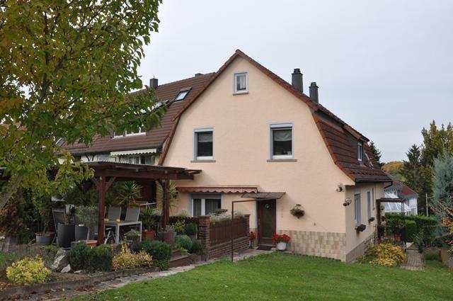 13 Ar Grundstück in schöner Randlage von S-Hofen! Renovieren Sie das Haus nach Ihren Wünschen! Stuttgart-Mitte