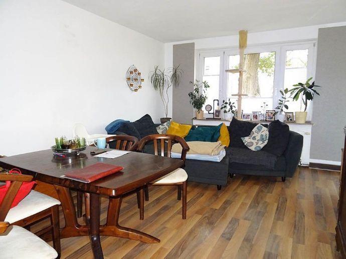 Gepflegte 3-Zi-Wohnung mit Einbauküche in ruhiger, aber zentraler Wohnlage in Bielefled-Schildesche Bielefeld