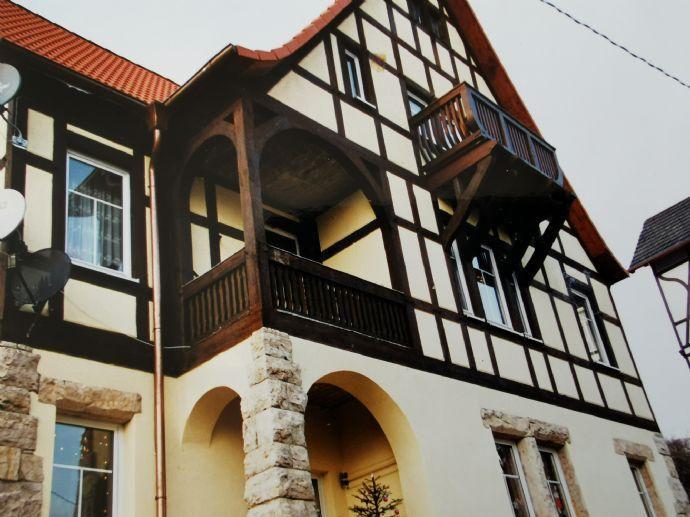 Schönes Mehrfamilienhaus mit 3 Wohnungen in Jena Jena