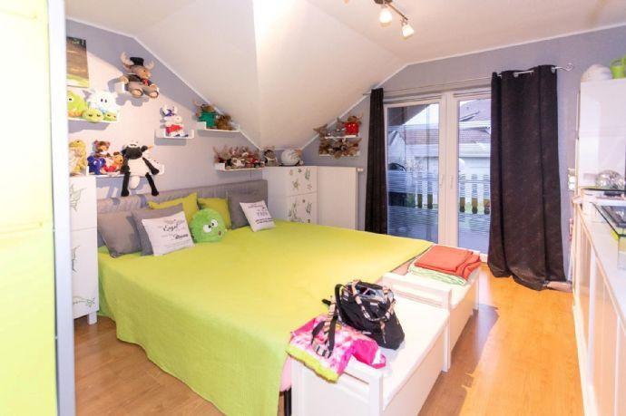Gemütliche DG-Wohnung, mit 2 Kinderzimmern, Gäste-WC, Loggia. Dachterrasse Kreisfreie Stadt Darmstadt
