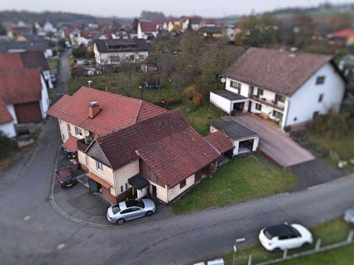 Einfamilienhaus mit Scheune und Garagen! Kreisfreie Stadt Darmstadt