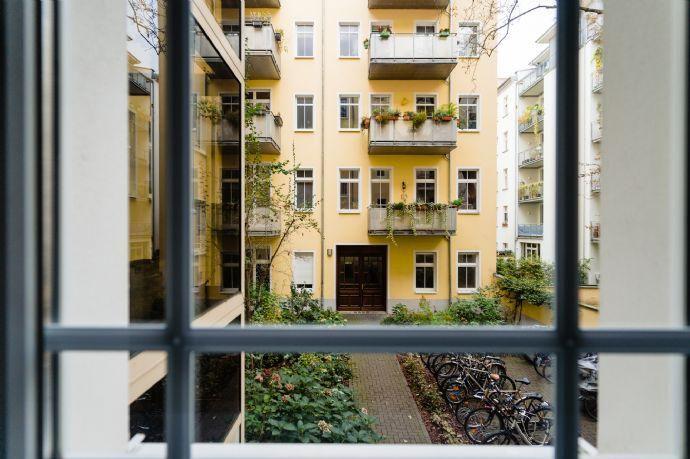 NO COMMISSION! Vacant two room renovated apartment near the Spree with quick access to BER airport Berlin