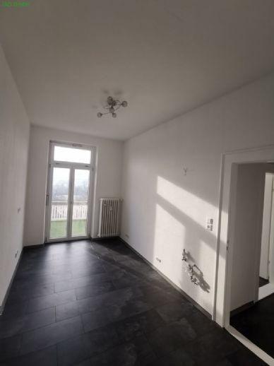 Schöne, bezugsfertige 3 Zimmerwohnung mit Balkon und herrlichem Ausblick Kreisfreie Stadt Darmstadt