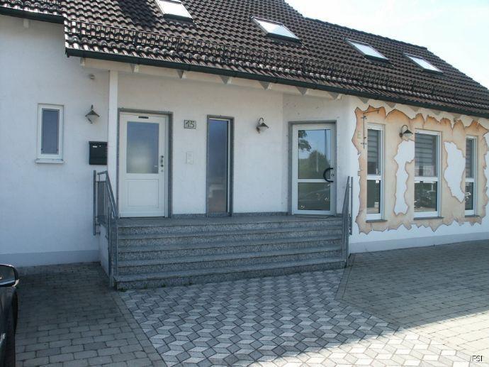 ++ PROVISIONSFREI ++ Ein- bis Zweifamilienhaus mit vielen Nutzungsmöglichkeiten in Donauwörth/Nordheim. Donauwörth