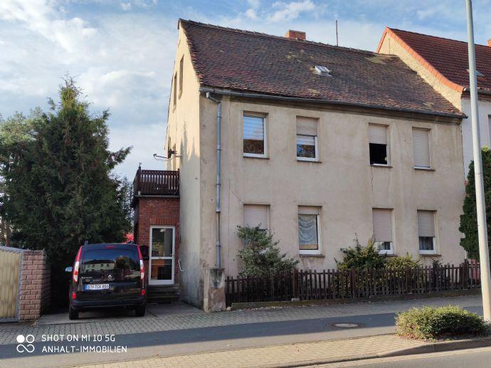 Ein Rohdiamant- sanierungsbedürftiges Ein-oder Zweifamilienhaus im beliebten Ortsteil Holzweißig Straße des Friedens 21
