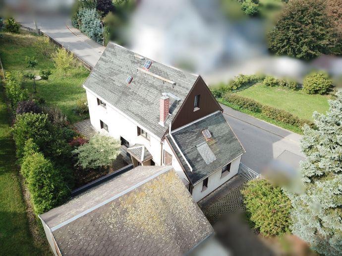 Schönes Einfamilienhaus mit Ausbaupotenzial in Pleißa - ein Familienidyll in bester Lage Limbach-Oberfrohna