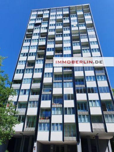 IMMOBERLIN.DE - Prämierte Architektur - Sonnige Wohnung mit Loggien in Toplage Berlin