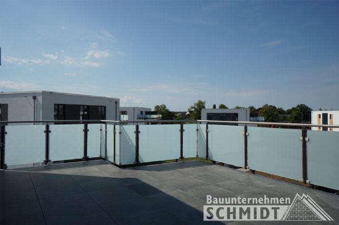 Sonnige Penthousewohnung mit 35 m² Dachterrasse | Keller | KfW-55-Eigentumswohnungen | Ehmen Straßmühle/Faberhof