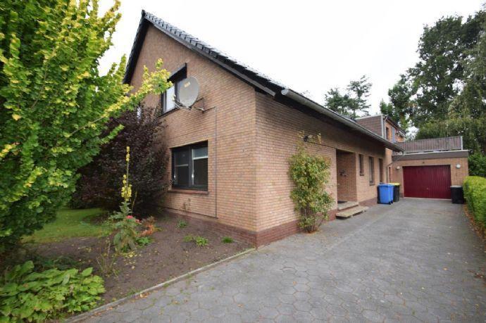 Großzügige Doppelhaushälfte / Eigentumswohnung in Aurich OT Popens sucht einen neuen Eigentümer Aurich-Oldendorf