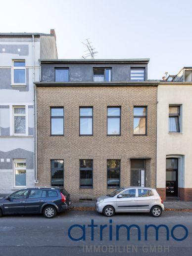 Ideales Renditeobjekt: Gepflegtes Mehrfamilienhaus im Herzen von Krefeld Dießem