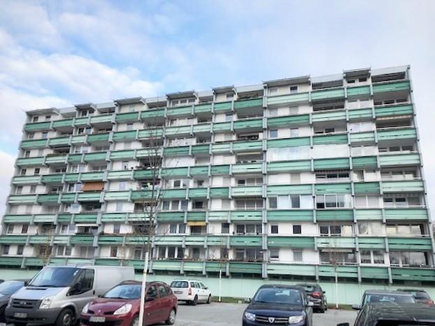 Kapitalanlage oder Selbstbezug: Vermietete 2-Zimmer-Wohnung mit Balkon und Stellplatz in Campus Nähe Bruck