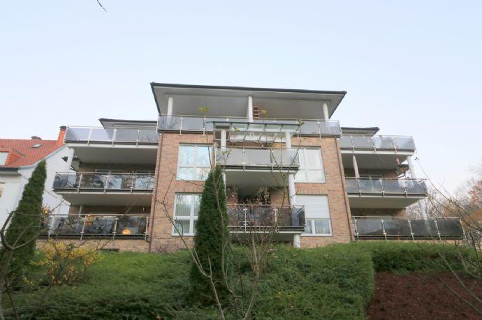 Traumhafte 3 Zimmer- Penthouse- Wohnung mit 2 Balkonen und Tiefgaragenstellplatz in Kurparknähe Bad Oeynhausen