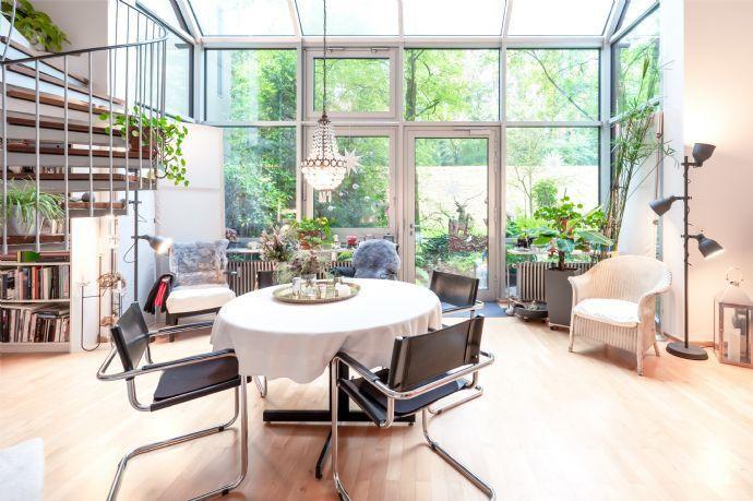 Außergewöhnliche Atelierwohnung auf zwei Etagen in München Kirchheim bei München