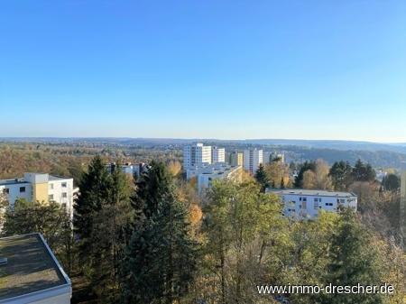 Willkommen Zuhause 4ZKB Wohnung mit Balkon, Garage und Fernblick - am Eschberg Saarbrücken