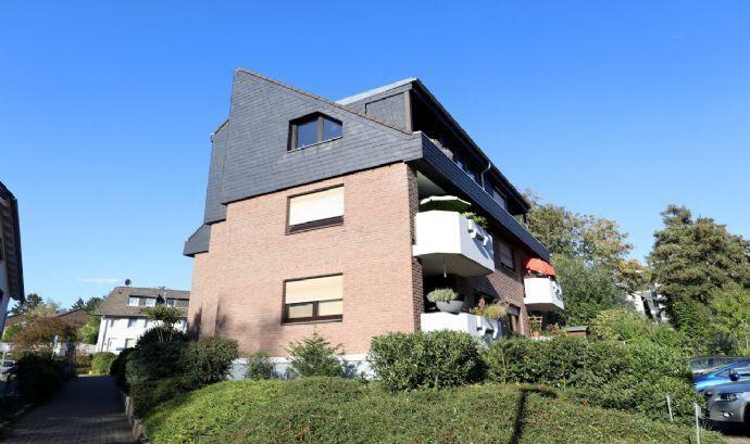 Sehr schöne geschnittene 2-Zimmer-Wohnung mit Balkon und PKW-Stellplatz in Haan Kreisfreie Stadt Darmstadt