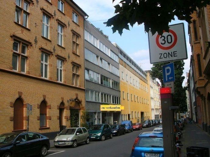 Köln-Altstadt-Süd, Rendite, Großraum-Laden oder als Loft-Wohnung (W & A), Vermietetes Groß-Ladenlokal mit UG. Köln