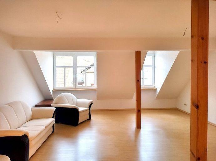 Sehr gepflegte Maisonettewohnung, EBK, Tageslichtbad, Wanne & Dusche, Fußbodenheizung & Stellplatz Kreisfreie Stadt Darmstadt