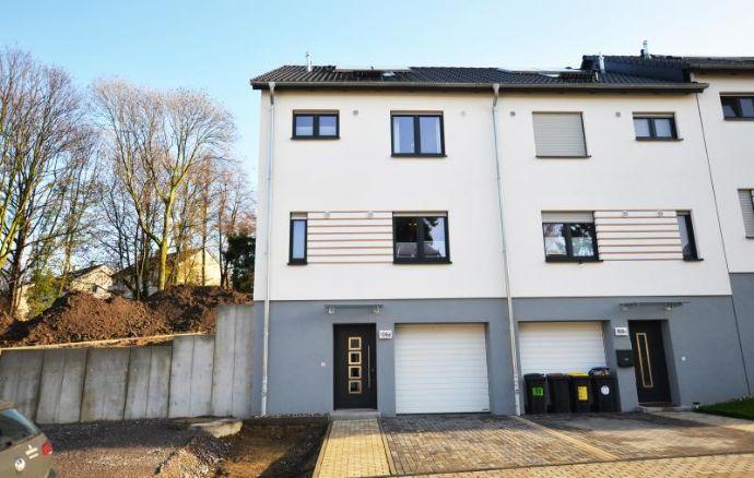 Reihenendhaus auf 573 m² Grundstück - voll ausgestattetes Musterhaus Wuppertal