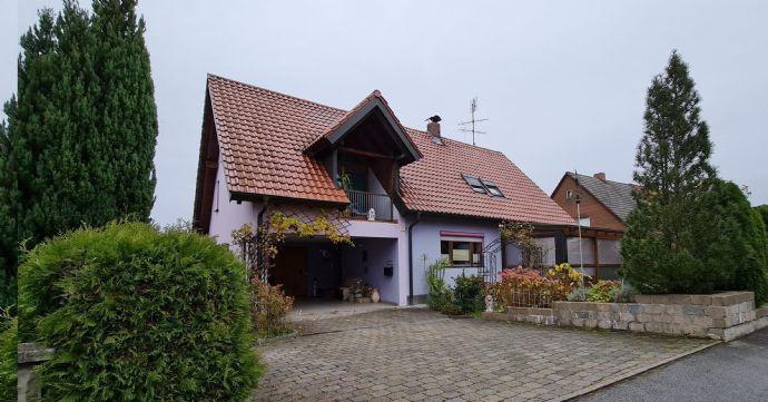 Ruhiges Wohnen auf großem Grundstück - renovierungsbedürftiges, geräumiges Einfamilienhaus Kreisfreie Stadt Darmstadt
