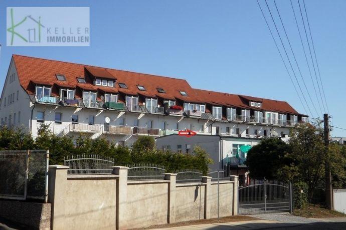 Für Kapitalanleger oder Selbstnutzer - Zentral gelegene 1,5-R-Whg. mit Süd-Balkon, kleine Küche, überdachter PKW-Stellplatz mit Abstellraum im Haus Kreisfreie Stadt Darmstadt