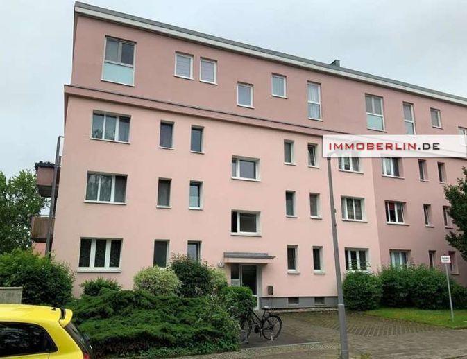 IMMOBERLIN.DE - Attraktive vermietete Wohnung mit Balkon in ruhiger Lage Berlin