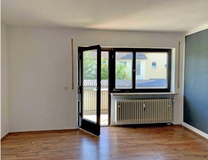 Sonnenverwöhnte und gepflegte 3-Zimmer-Wohnung im 1.Obergeschoss mit ca. 74 qm in ruhiger Lage von Stegaurach Kreisfreie Stadt Darmstadt