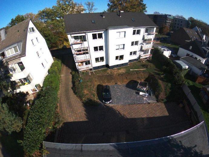 Dachgeschossrohling mit Baugenehmigung: 2 Wohneinheiten mit insgesamt ca. 192 m² Leverkusen
