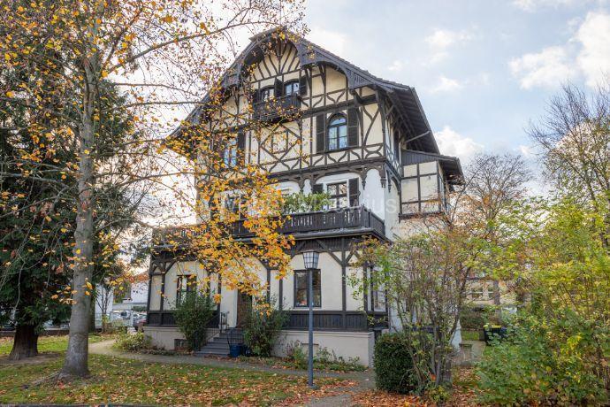 ~Außergewöhnliche Kapitalanlage~ Maisonette mit offenem Kamin und Galerie Brühl