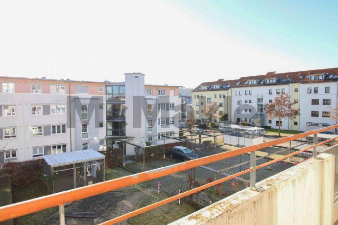 Helle Wohnung in attraktiver Lage: Bezugsfreie 3-Zi.-ETW mit Balkon und TG-Stellplatz nahe Stuttgart Böblingen