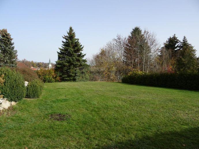 SCHÖNES BAUGRUNDSTÜCK IN SONNIGER LAGE! Löffingen