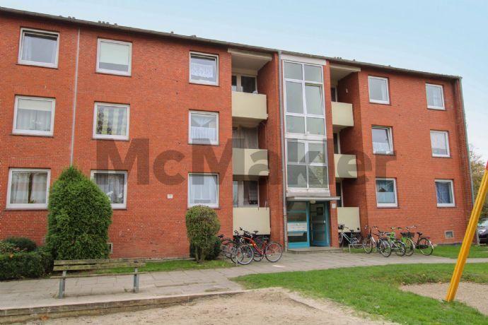 Unkompliziert investieren: Vermietete 3-Zimmer-Wohnung mit Balkon in Emden-Barenburg Emden