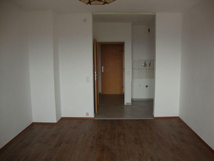 Von Privat - 1-Zimmer-Appartment mit Lift und Balkon in Plettenberg Ohle Kreisfreie Stadt Darmstadt
