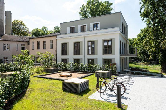 Großzügiges Gartenloft mit riesen Terrasse Straßgräbchen