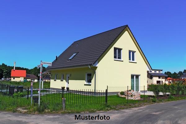 Zwangsversteigerung Haus, Hudeweg in Welver Kreisfreie Stadt Darmstadt