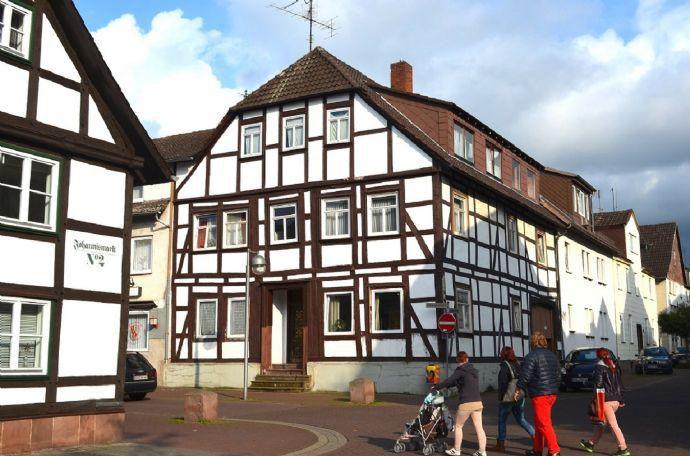 Historisches Wohnhaus in Stadtzentrum Holzminden mit Mieteinnahme Holzminden