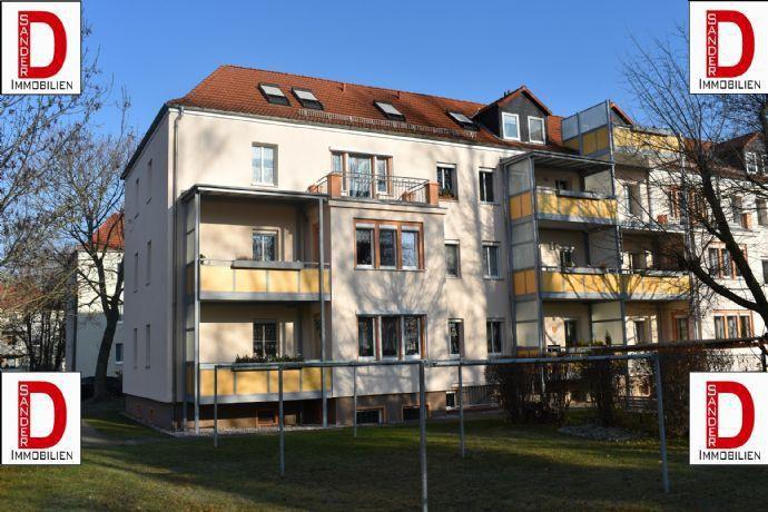 3- Raumwohnung mit Balkon, Erker und Blick ins Grüne + Eigentumsgarage Böhlen