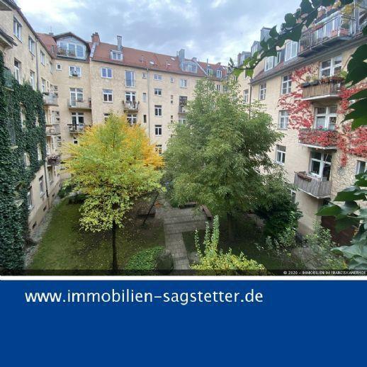 2-Zi. Altbauwohnung (frei z. 31.01.2021) im Rückgebäude zum schönen, begrünten Innenhof Kirchheim bei München