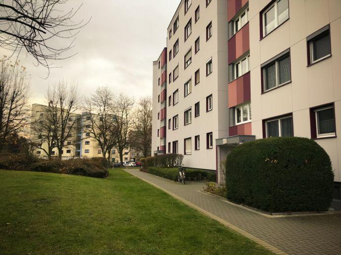 Ihr neues Zuhause - 4,5 Zimmer im 5. OG mit Balkon und Fahrstuhl (Weststadt) Braunschweig