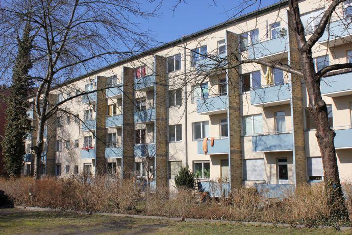 vermietete 2-Zimmer-Eigentumswohnung als langfristige Kapitalanlage Zepernicker Straße