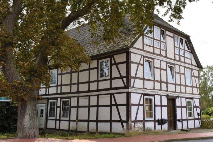 Fachwerk-Mehrfamilienhaus mit 11 Wohneinheiten in zentraler Lage von Gorleben (Wendland) Kreisfreie Stadt Darmstadt