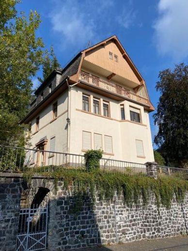 Traumhafte Villa in Höhenlage mit atemberaubendem Fernblick ohne Durchgangsverkehr Idar-Oberstein