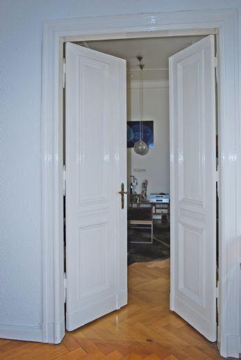 4-Zimmer Eigentumswohnung im klassischen Altbau Zepernicker Straße