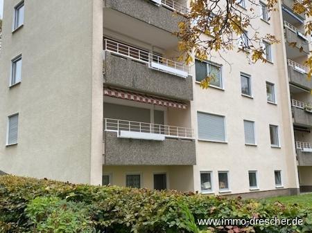 Sehr geräumige und gut aufgeteilte 4 ZKB Wohnung mit Balkon und Garage am Eschberg in Saarbrücken Saarbrücken