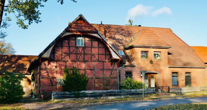 Zweifamilienhaus mit viel Platz zum Verwirklichen! Kreisfreie Stadt Darmstadt