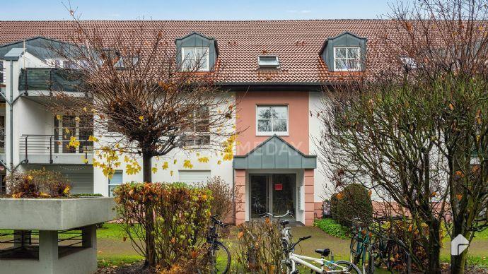 Kapitalanleger aufgepasst! Vermietete 2-Zimmer-Wohnung mit Balkon und Tiefgaragenstellplatz Köln